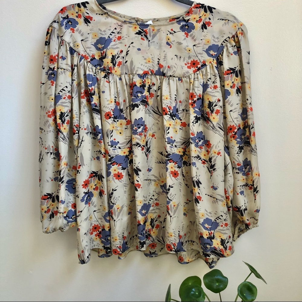 Nordstrom 100% silk floral blouse